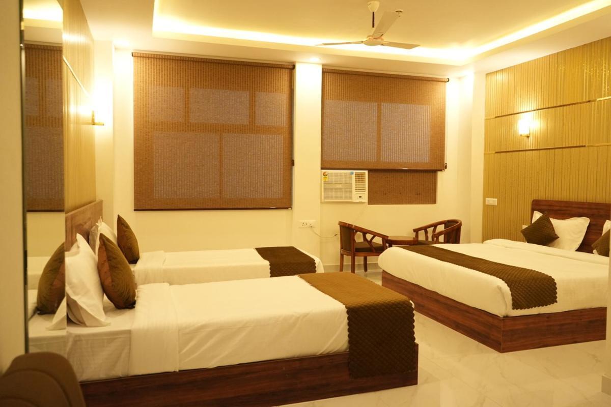 Hotel Golden Palace Lucknow Exterior photo