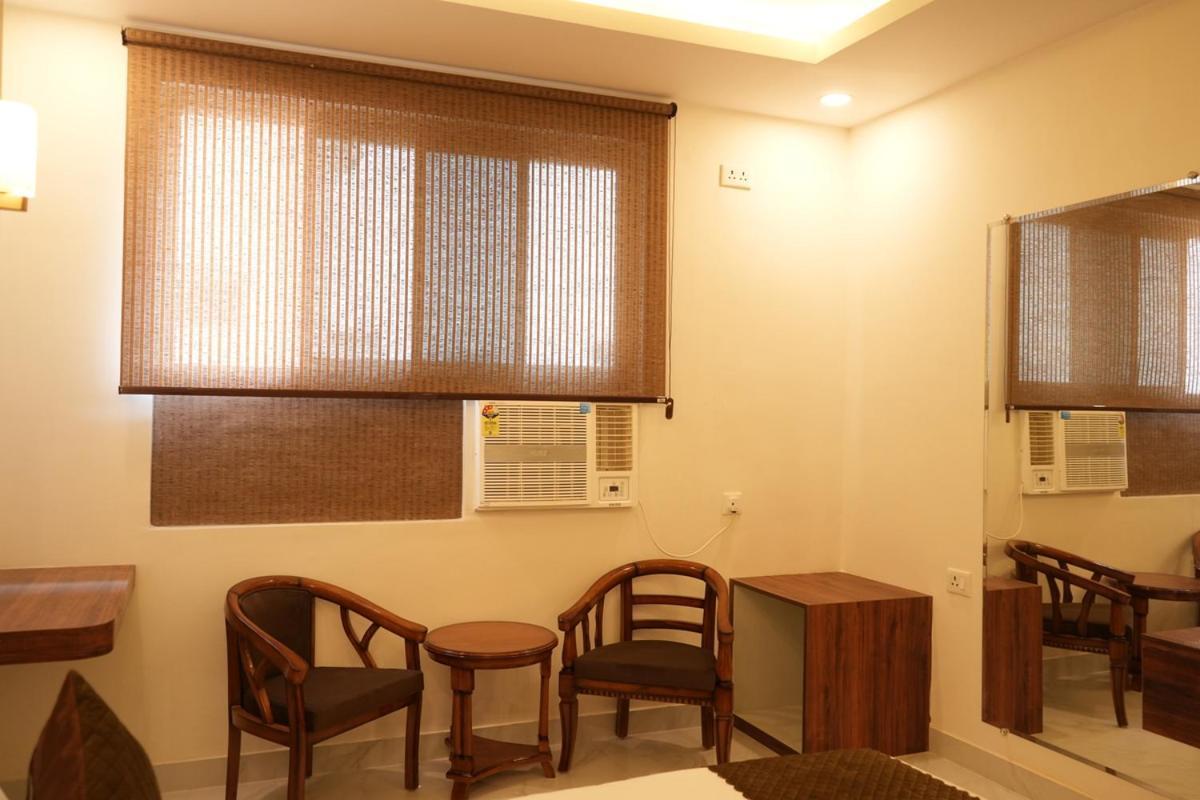 Hotel Golden Palace Lucknow Exterior photo