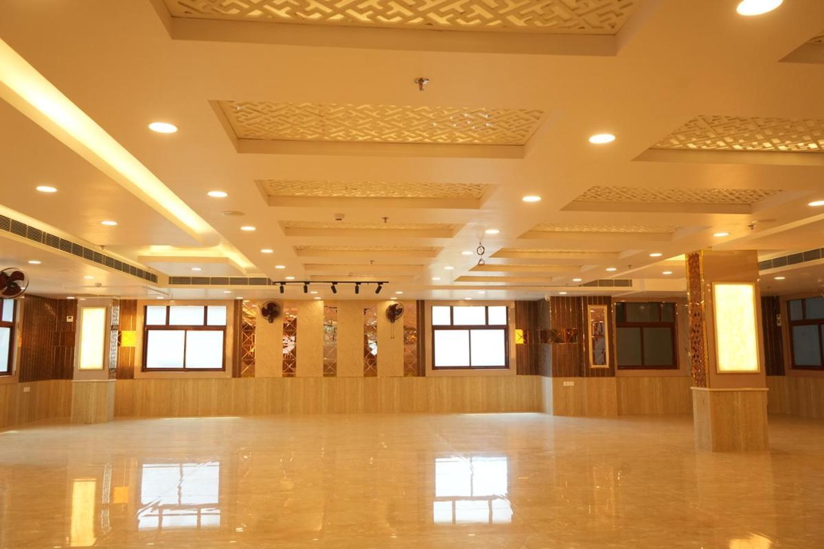 Hotel Golden Palace Lucknow Exterior photo